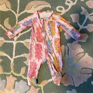 Coco moon Hawaii x Jana lam onesie